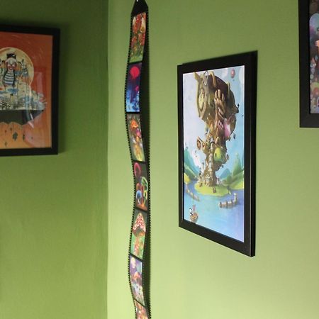 Fun House Hostel Bucharest Luaran gambar
