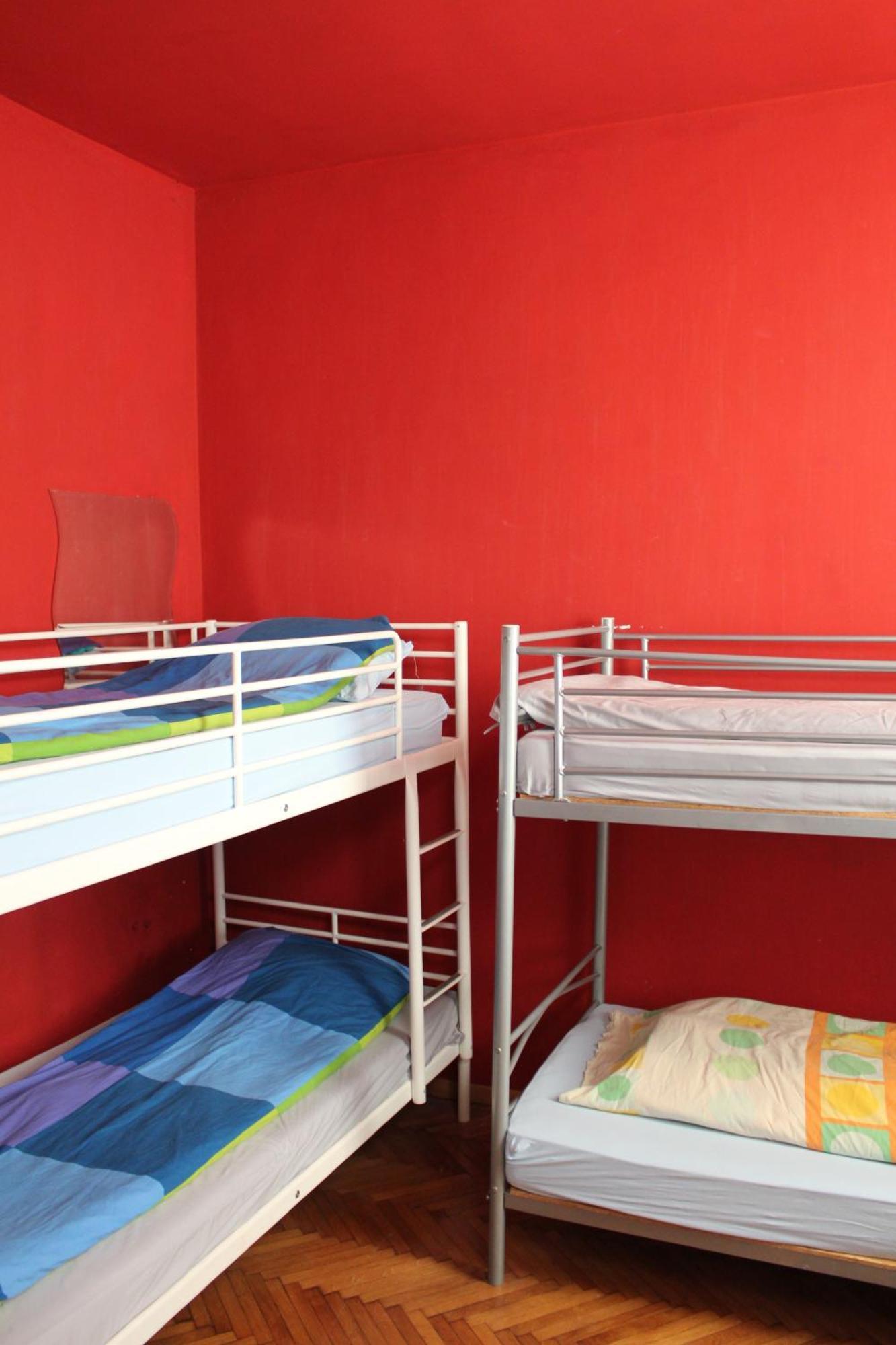 Fun House Hostel Bucharest Luaran gambar