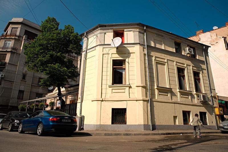 Fun House Hostel Bucharest Luaran gambar